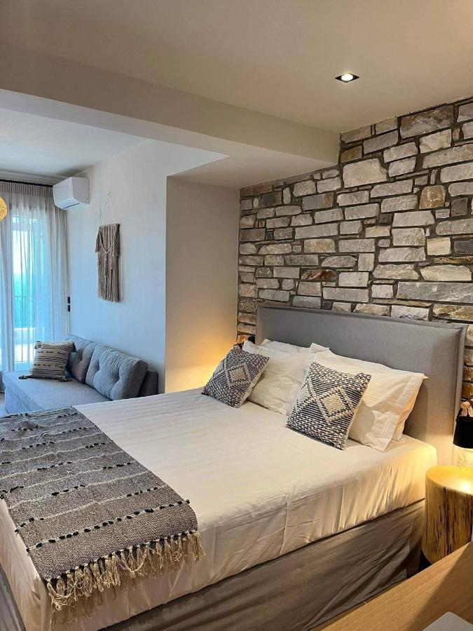 Peri Elxis Luxury Suites Mouresi Bagian luar foto