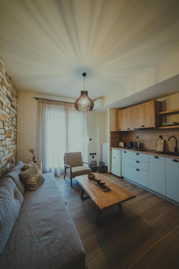 Peri Elxis Luxury Suites Mouresi Bagian luar foto